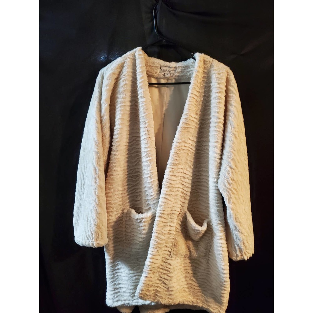 Kookaburra by UGG Plush, Soft Cardigan, Size M